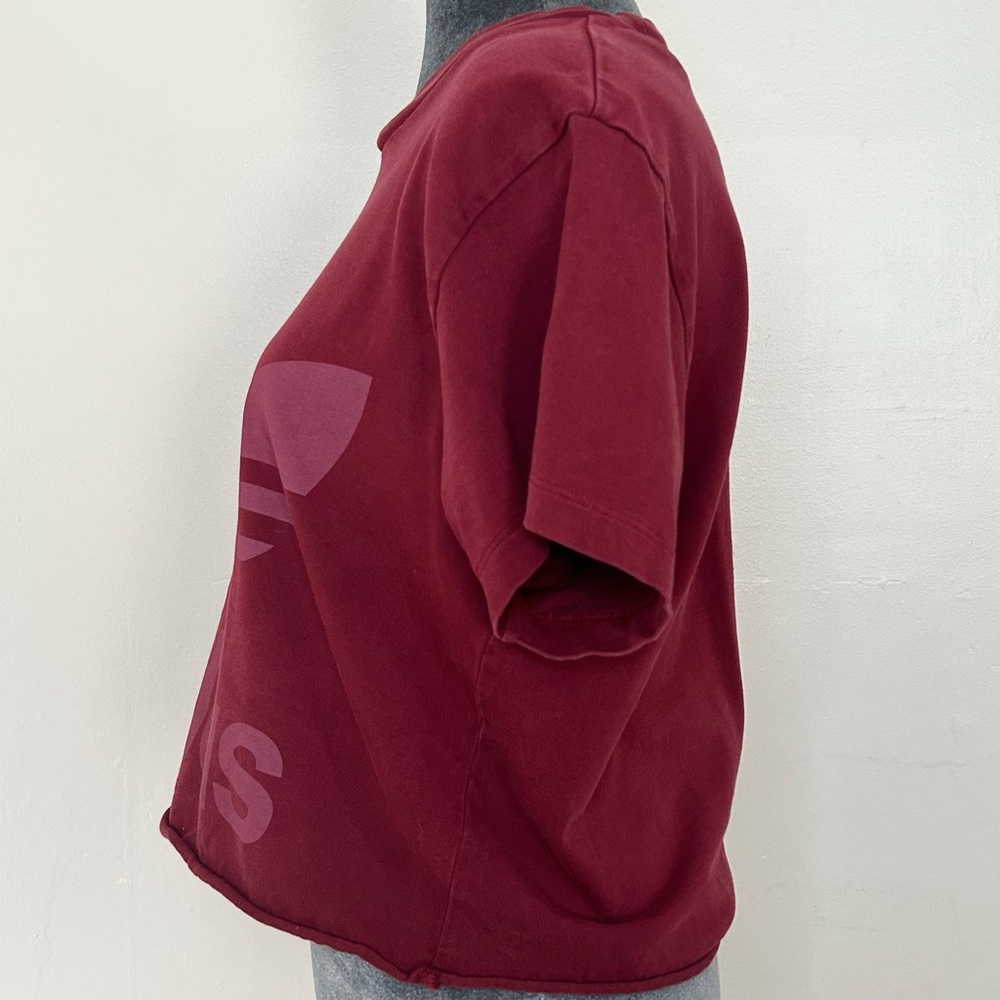Adidas Burgundy Logo T-Shirt - Picture 2 of 4